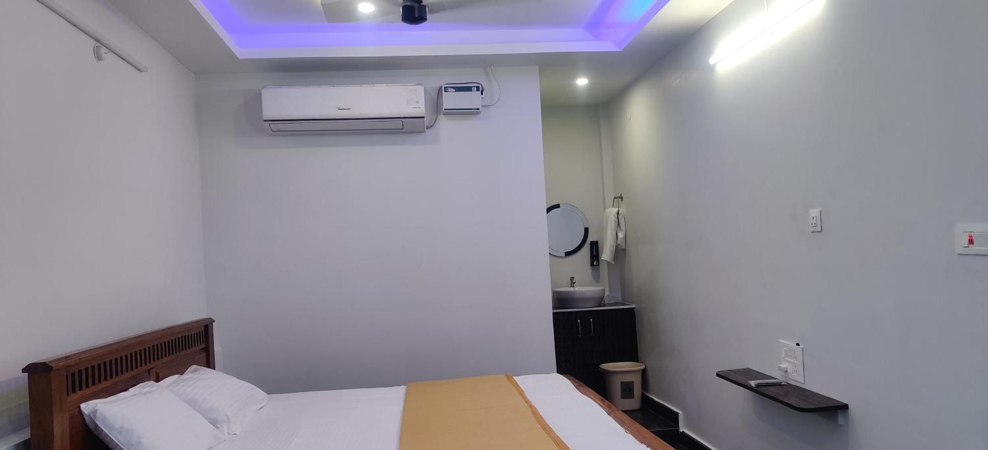 Hotel Aadhi Esha Residency Tiruvannāmalai Exteriér fotografie